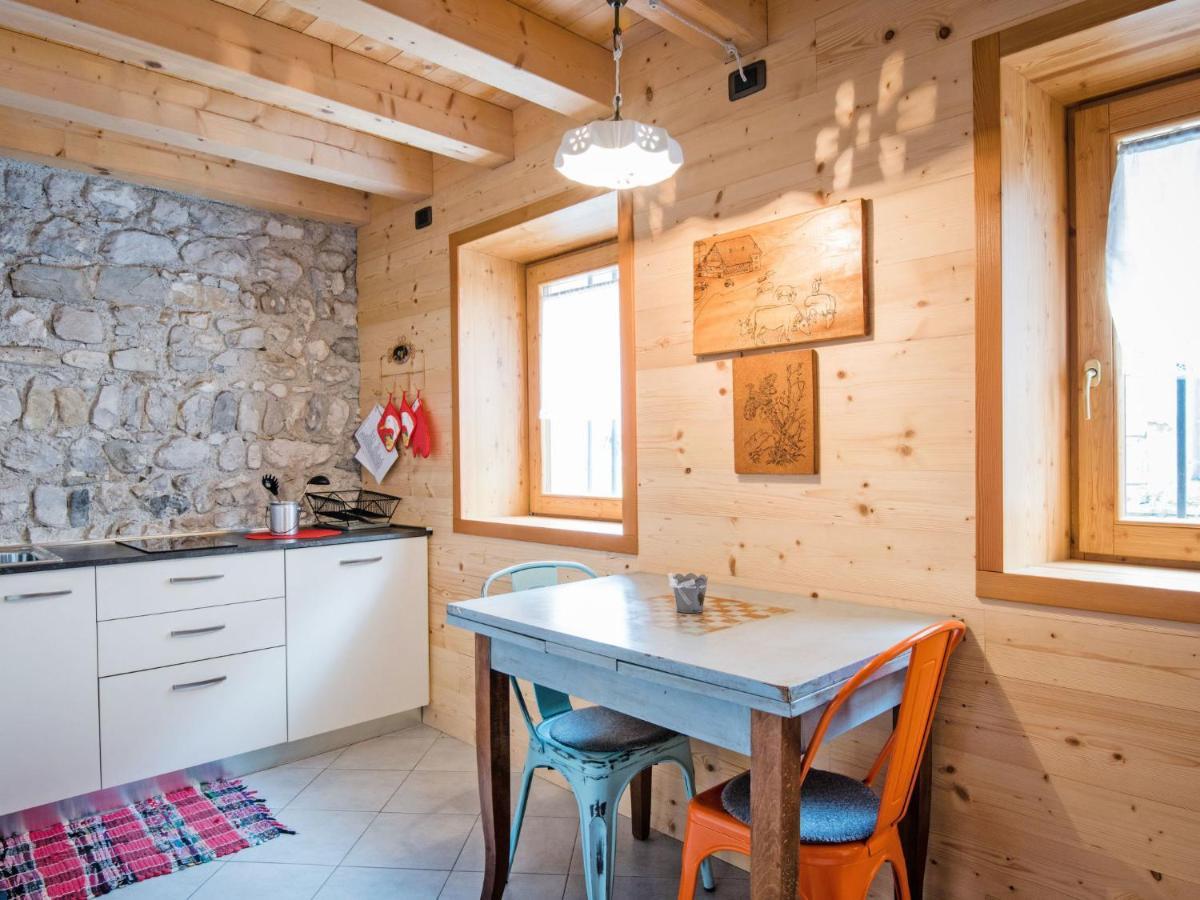 Apartment Albergo Diffuso - Cjasa Ustin-4 By Interhome Barcis Exterior photo