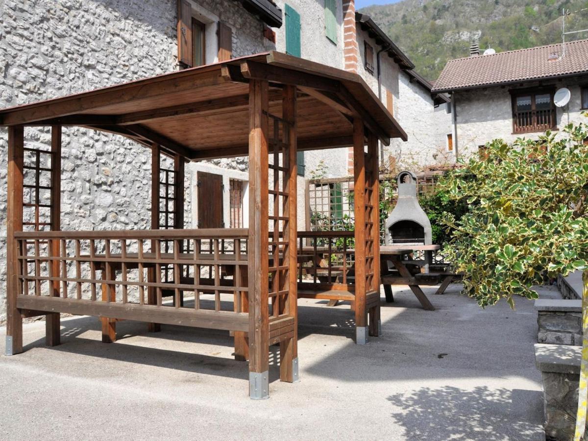 Apartment Albergo Diffuso - Cjasa Ustin-4 By Interhome Barcis Exterior photo